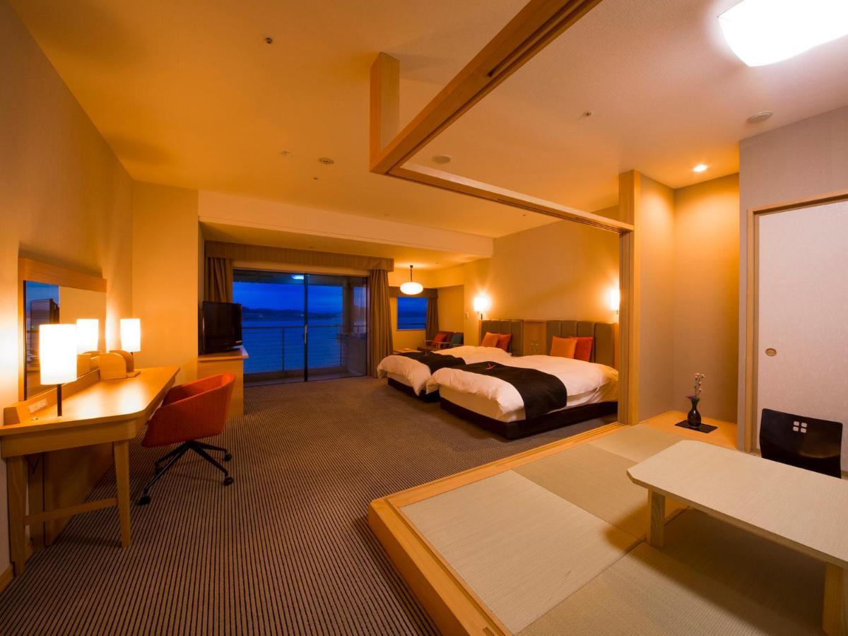 Apa Hotel & Resort Kaga Katayamazu Onsen Kasuikyo Εξωτερικό φωτογραφία