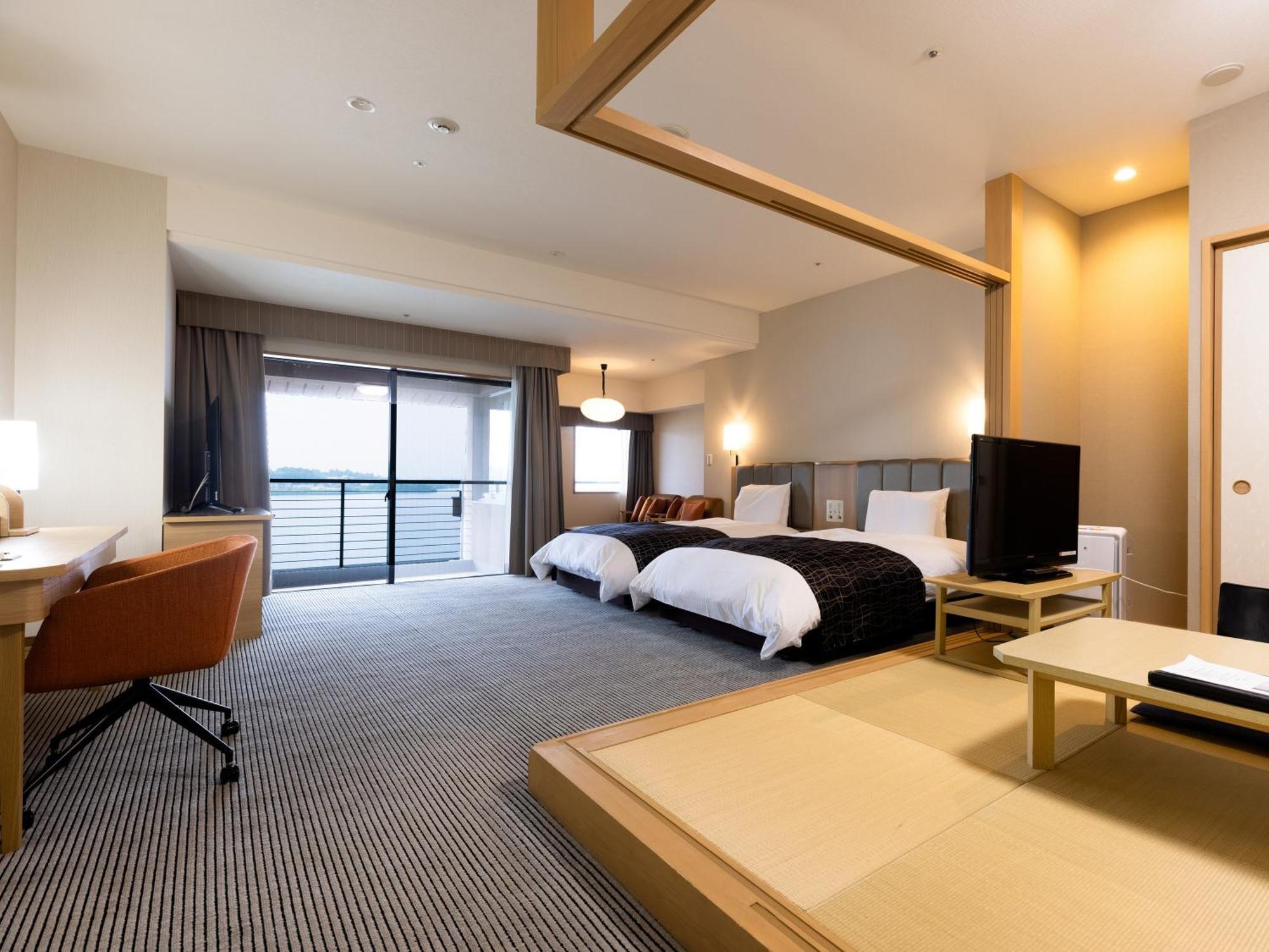 Apa Hotel & Resort Kaga Katayamazu Onsen Kasuikyo Εξωτερικό φωτογραφία