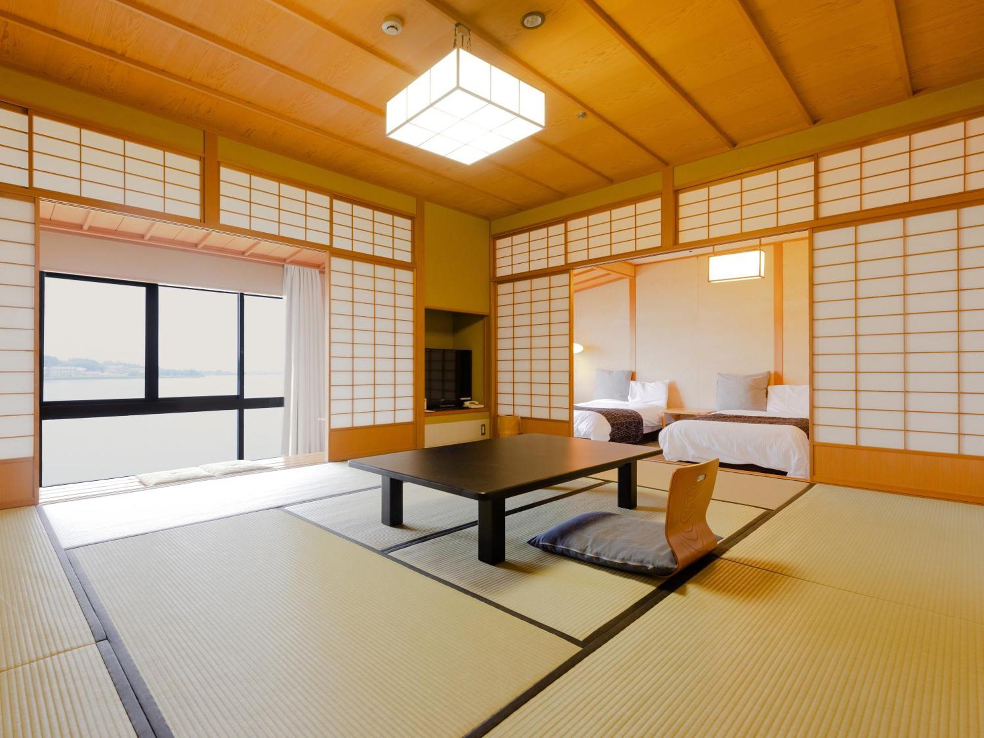 Apa Hotel & Resort Kaga Katayamazu Onsen Kasuikyo Εξωτερικό φωτογραφία